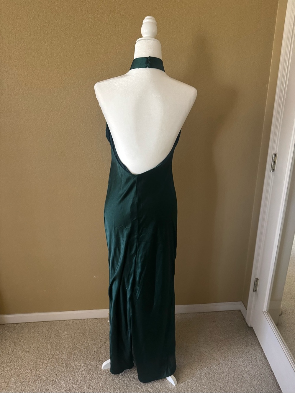 Lulu's Love in Your Life Emerald Green Satin Halter Maxi Dress Medium - Picture 5 of 8